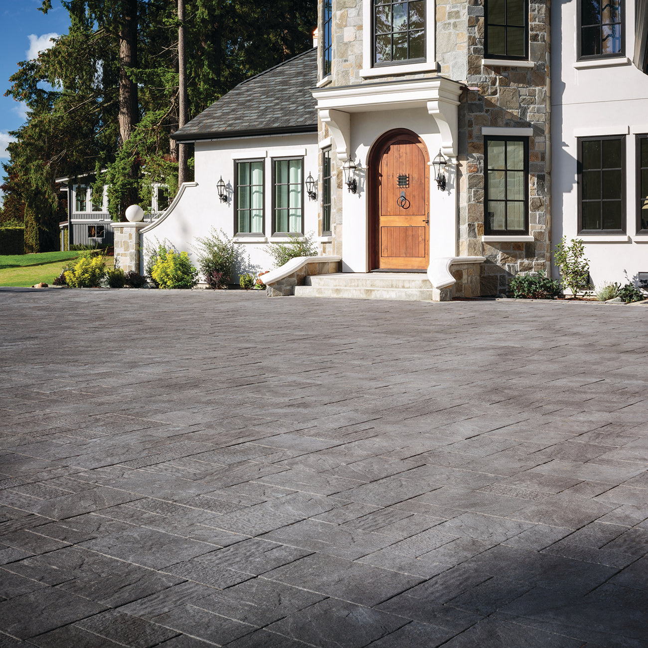 BELGARD - RIVER ROCK PAVER