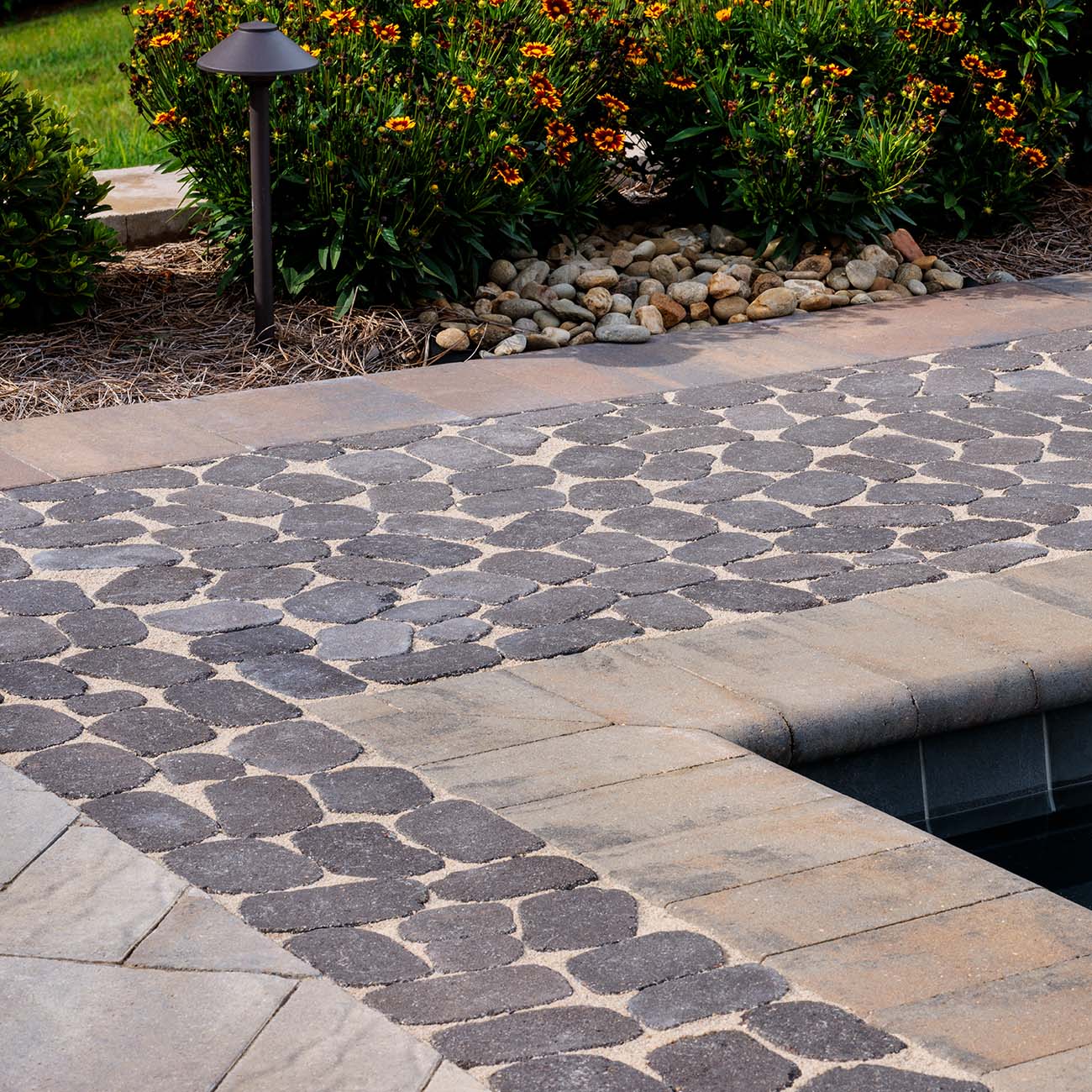 BELGARD - BELGIAN COBBLE PAVER