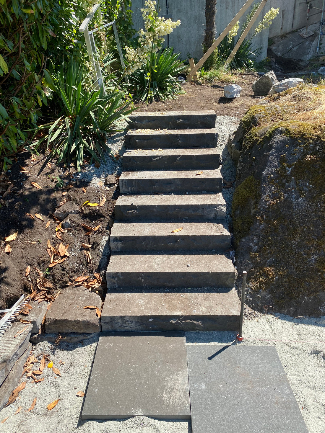 BASALT STEP – Bricks n Blocks