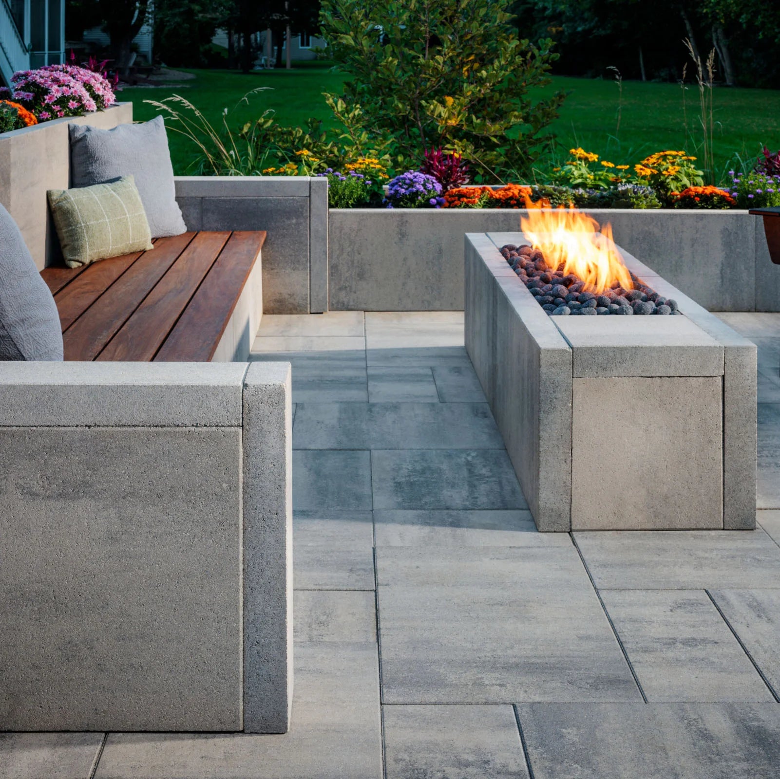 BELGARD ARTFORMS BLOCK Bricks n Blocks