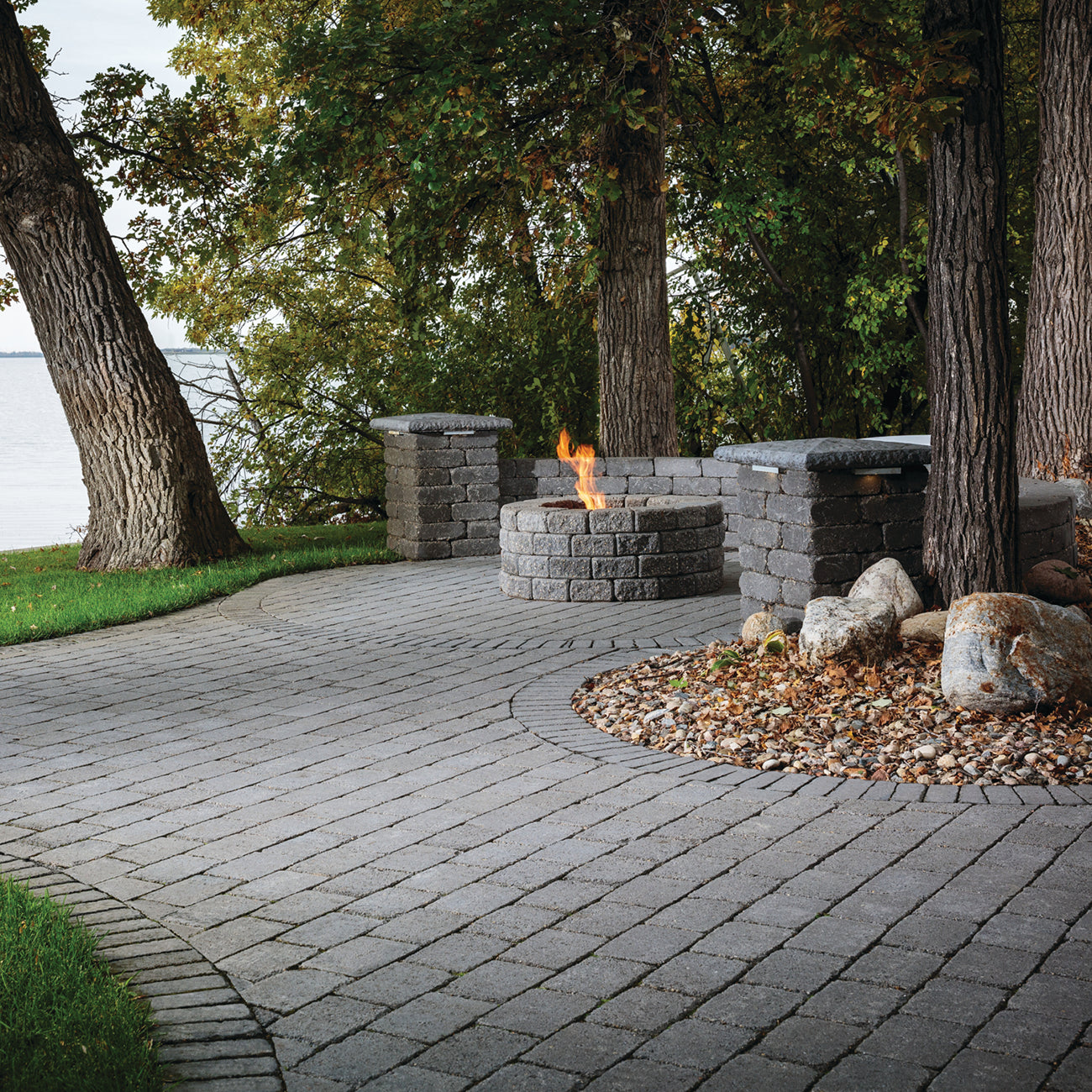 BELGARD - STACKSTONE FIRE PIT KIT